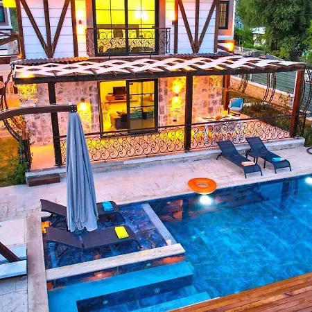 Yesil Uezuemlue 3 Bedroom Villa *
