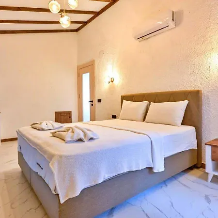 Yesil Uezuemlue 3 Bedroom Villa Fethiye