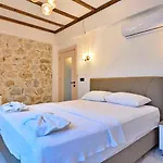 Yesil Uezuemlue 3 Bedroom * Fethiye