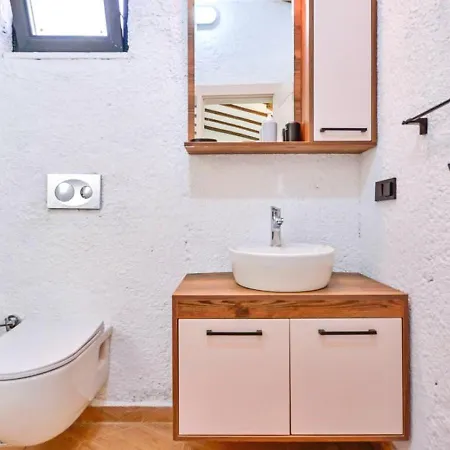 Yeşil üzümlü 3 Bedroom Villa