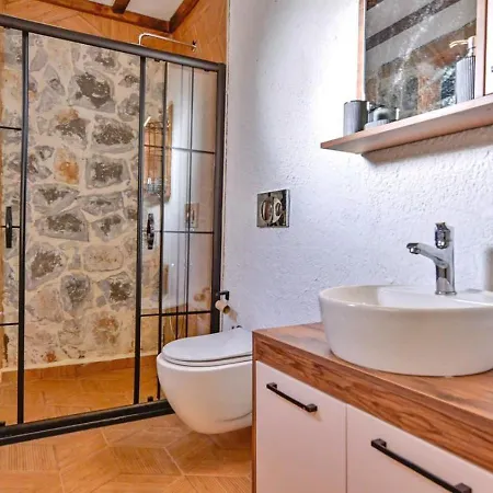 Yesil Uezuemlue 3 Bedroom * フェティエ
