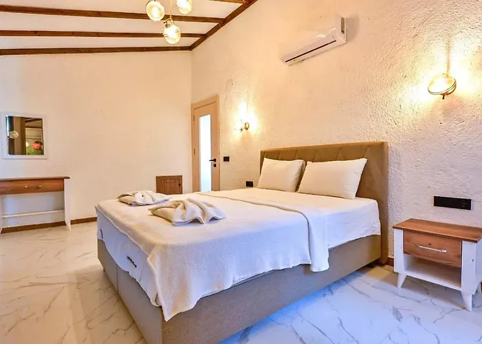 Yesil Uezuemlue 3 Bedroom Вилла Фетхие
